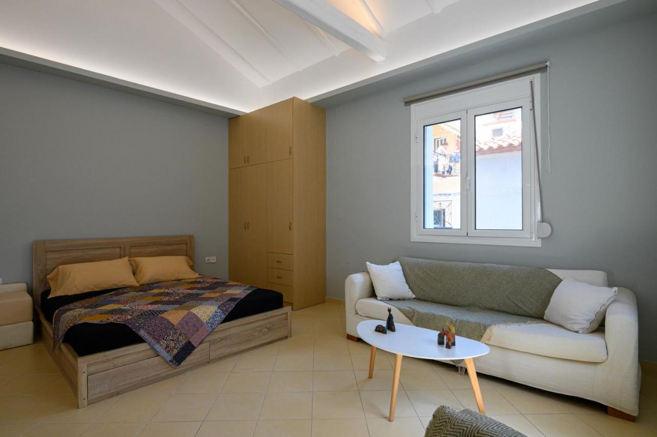 Zen Hut Appartement Kalamáta Buitenkant foto